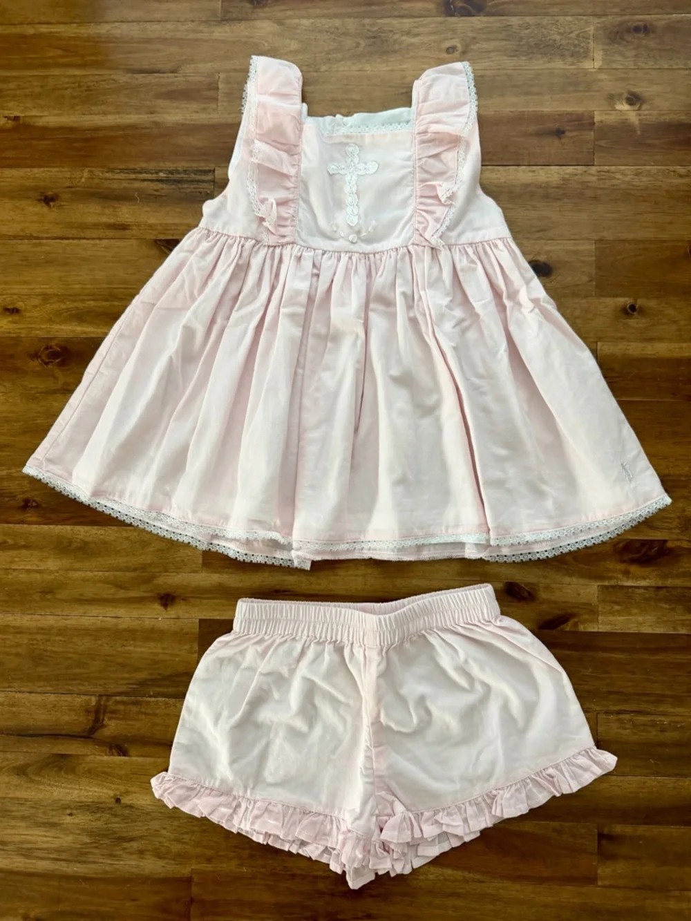 Well Dressed Wolf Girls Pink Lace Cross Embroidered Ruffled Tunic Shorts Set 4T